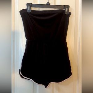 Terry cloth strapless shorts romper size small.